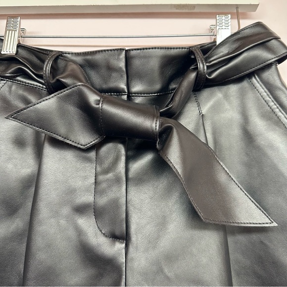 NEW! Bailey 44 Faux Leather Shorts, Size: Small - Picture 7 of 7